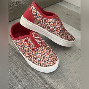 NWOT Toddler Slip On Sneakers Size 10